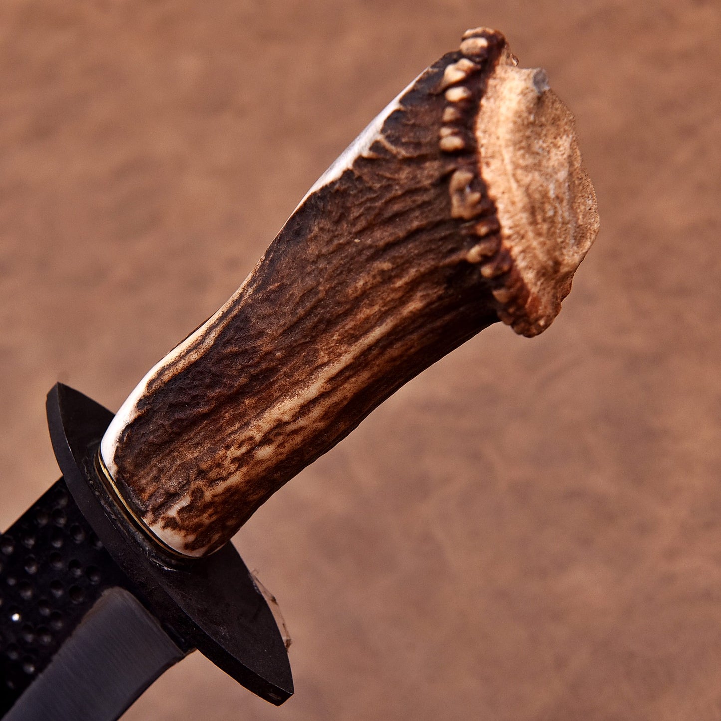 Carbon Steel Bowie Knife with Genuine Stag Handle & Leather Sheath – Rugged Outdoor Blade