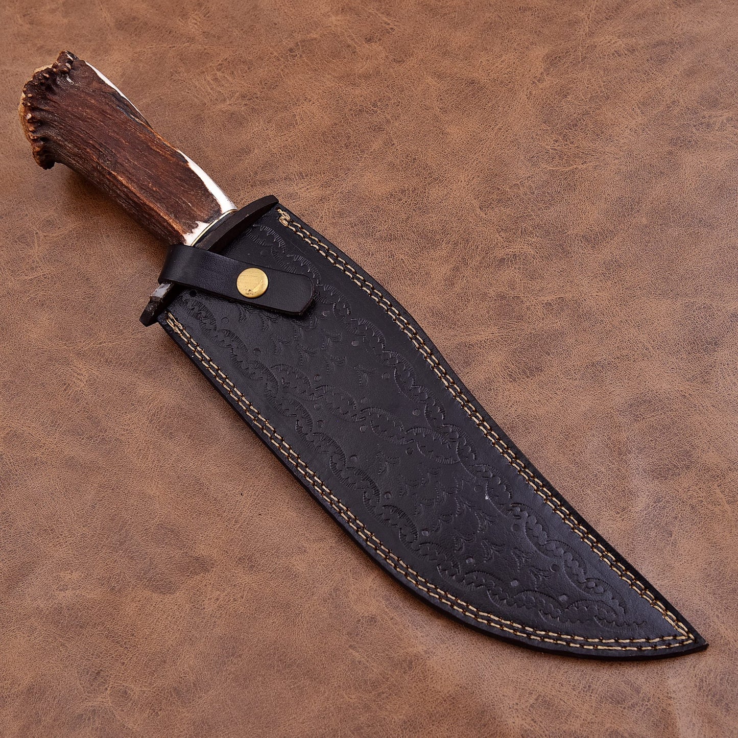 Carbon Steel Bowie Knife with Genuine Stag Handle & Leather Sheath – Rugged Outdoor Blade