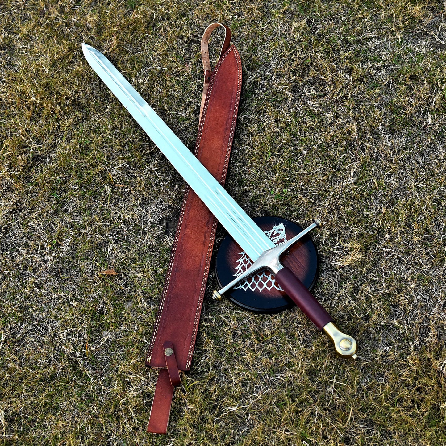 Ice – Eddard Stark’s Valyrian Steel Greatsword Replica with Display Plaque and Sheath