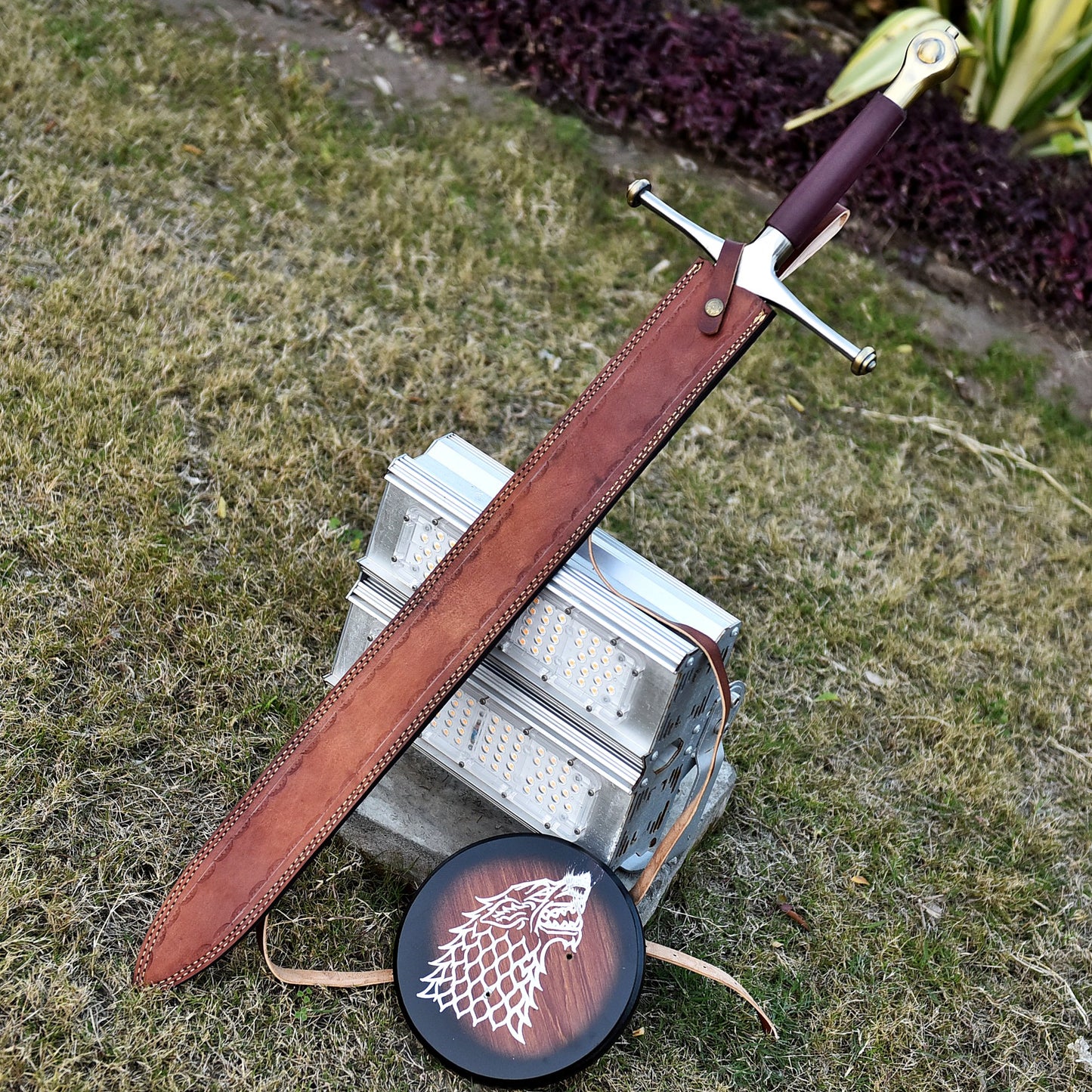 Ice – Eddard Stark’s Valyrian Steel Greatsword Replica with Display Plaque and Sheath