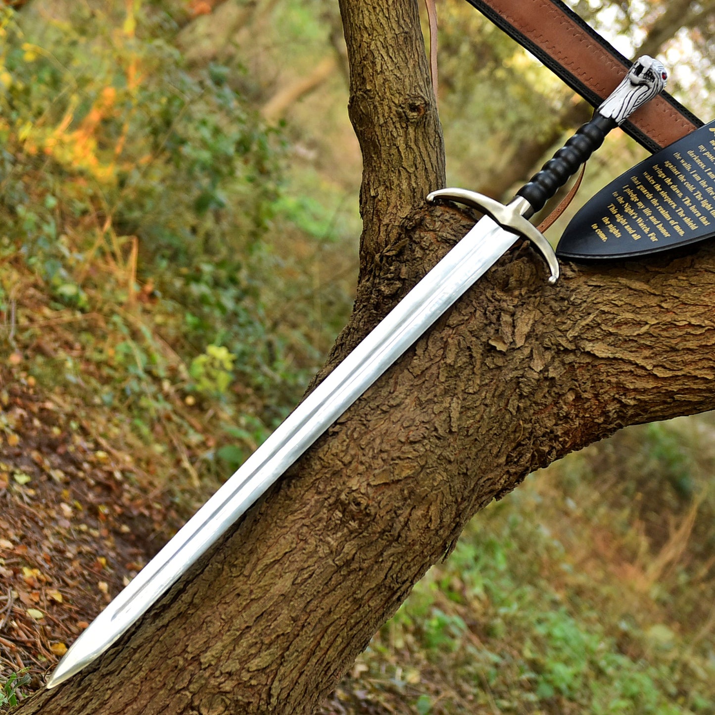 Longclaw Sword of Jon Snow with Wolf Pommel and Leather Sheath