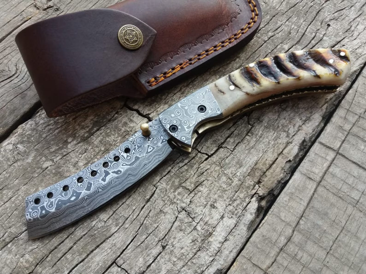 Handmade Damascus Steel Folding Pocket Knife – Himalayan Ram Horn Handle | Custom EDC Blade