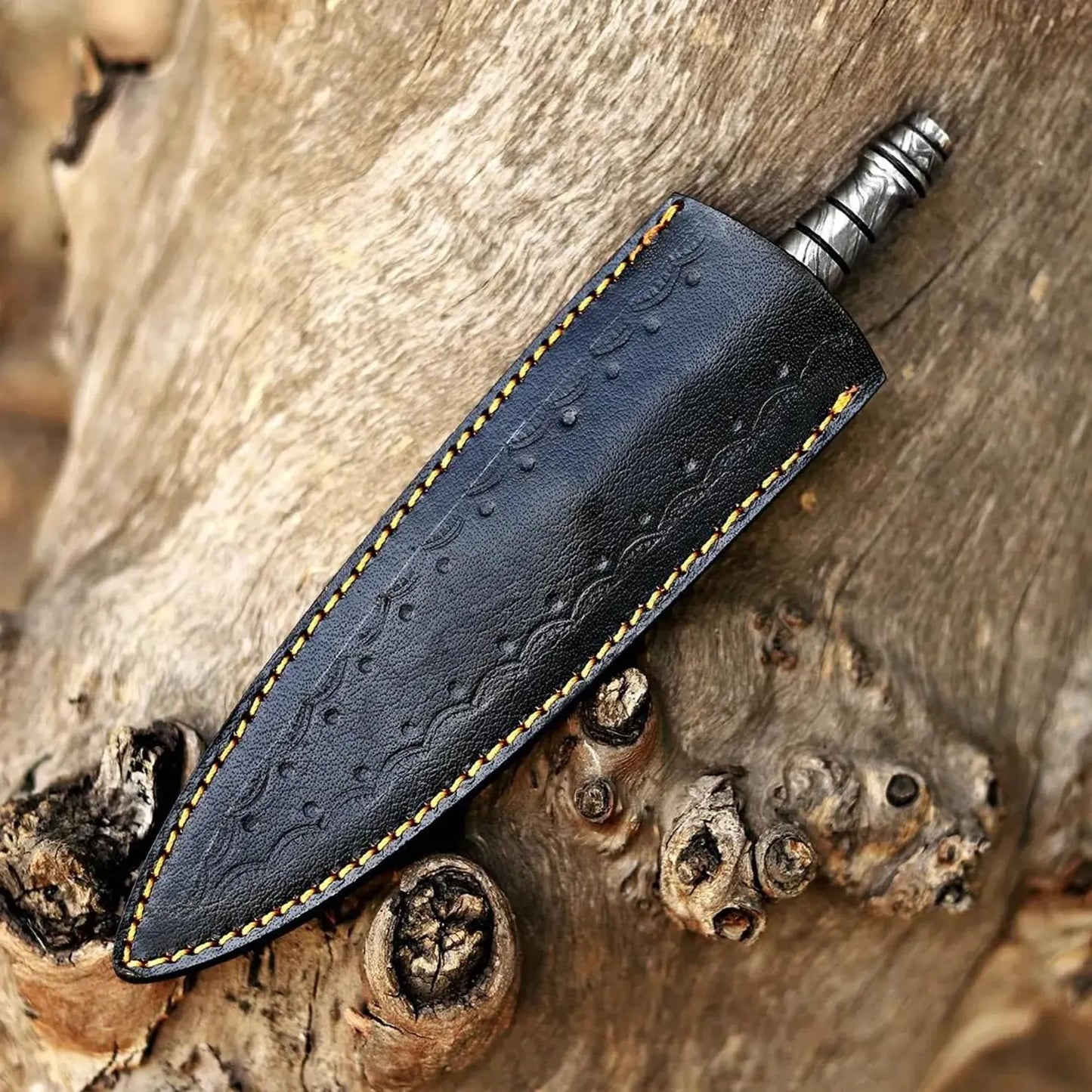Full Damascus Steel Dagger Knife – Sculpted Blade & Twisted Handle with Leather Sheath