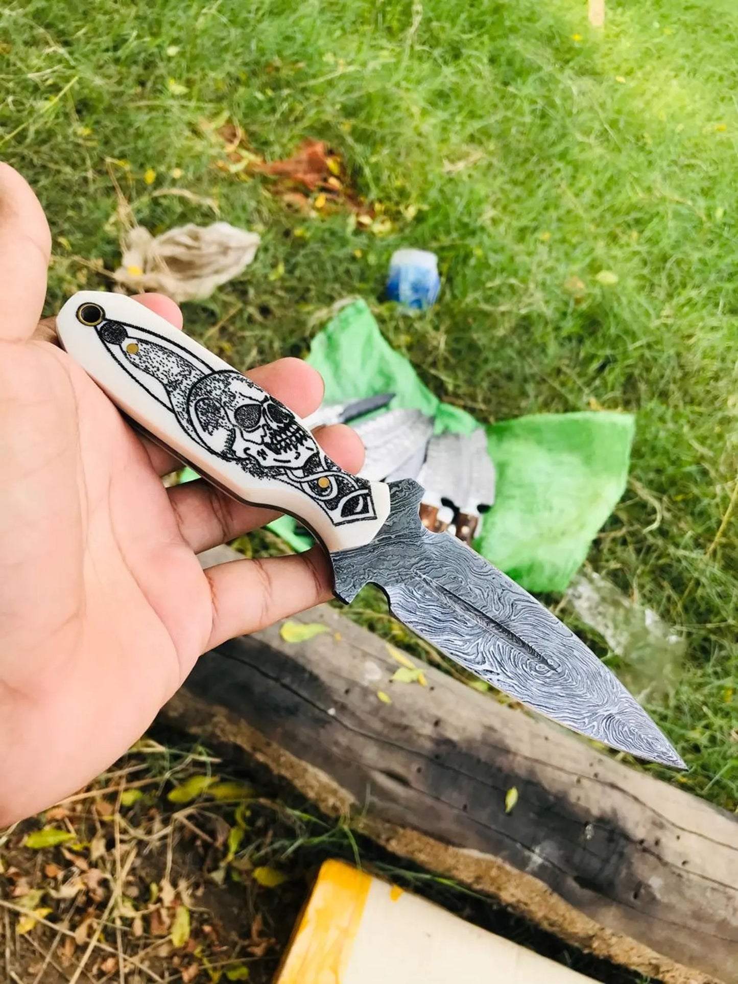 Personalized Damascus Steel Dagger – Handmade Blade with Custom Engraved Leather Sheath