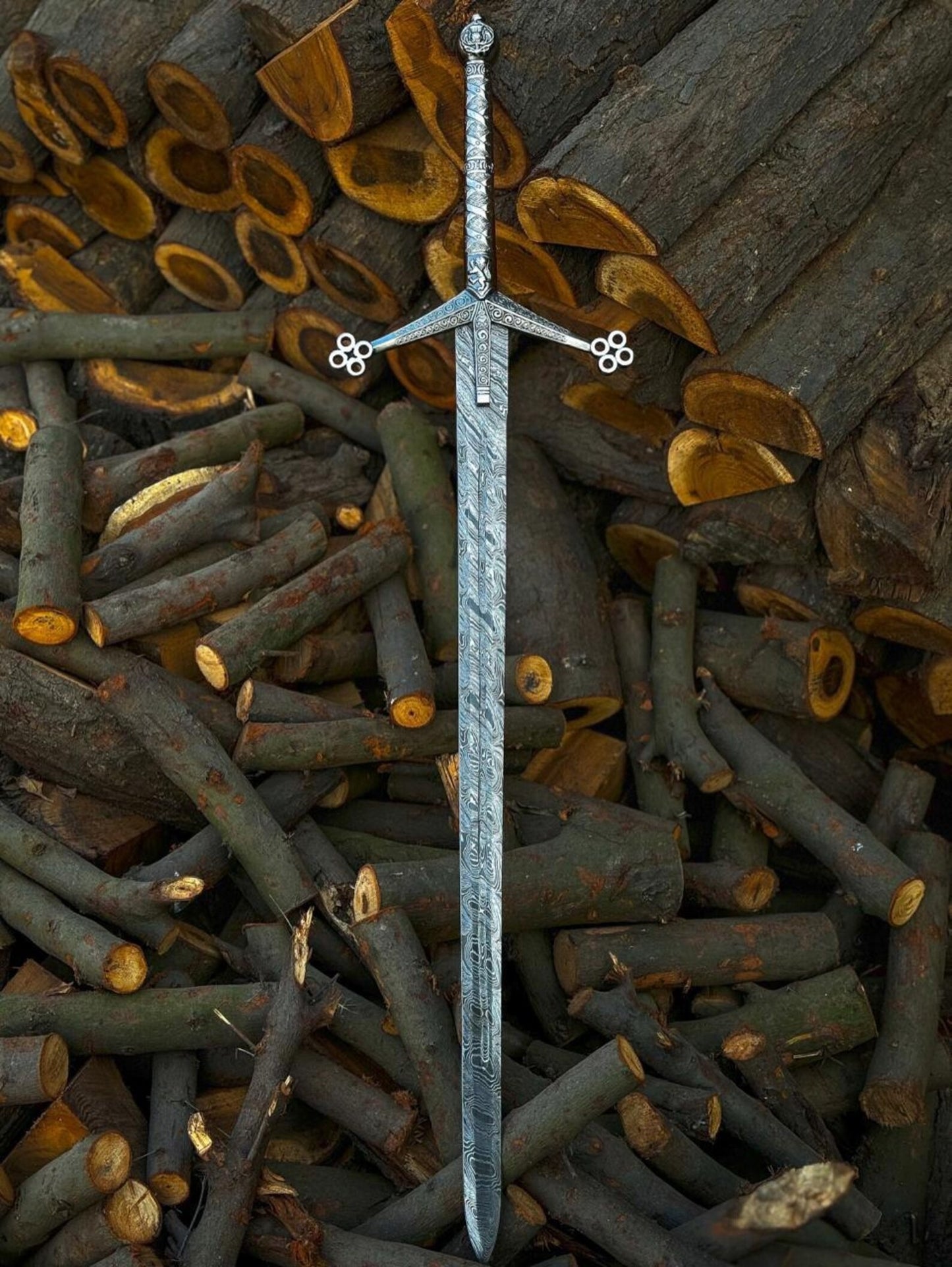 Scottish Claymore Sword – Hand-Forged Damascus Steel | Highland Warrior Two-Handed Blade
