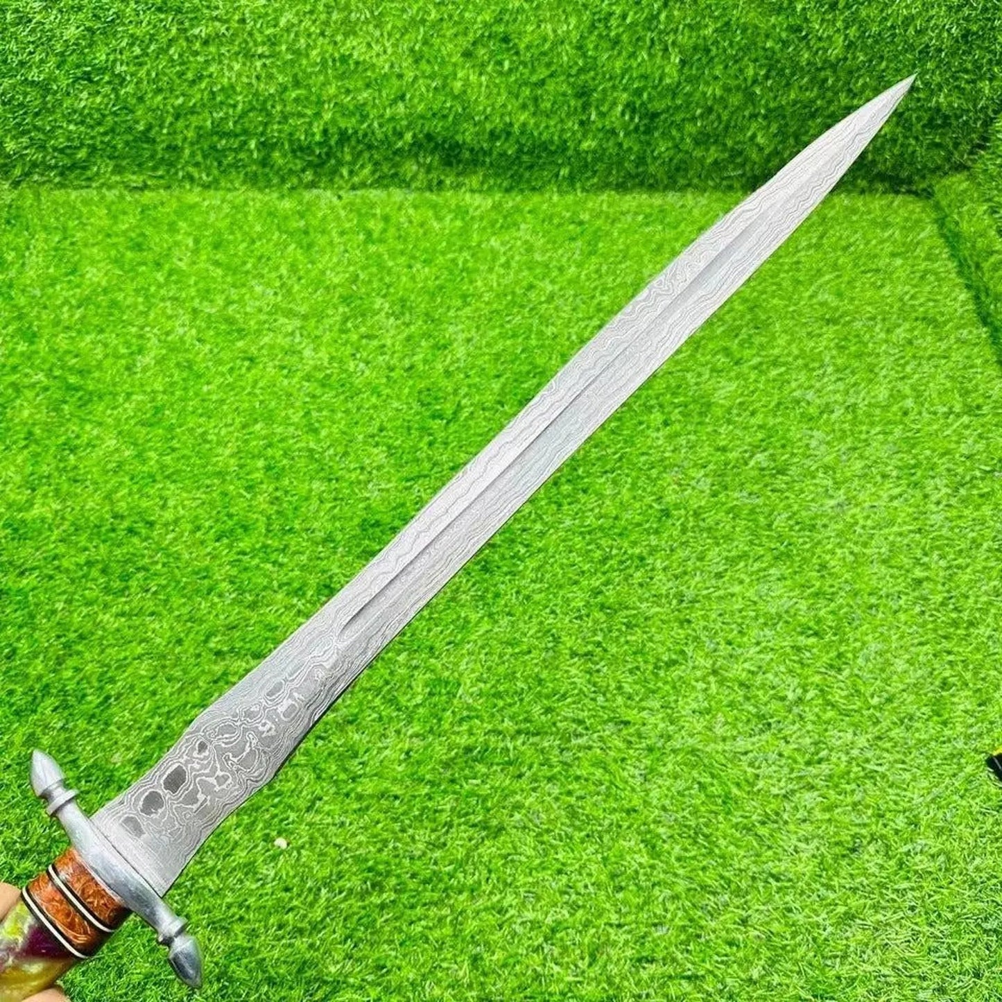 Damascus Steel Medieval Fantasy Sword – Resin Handle with Leather Sheath
