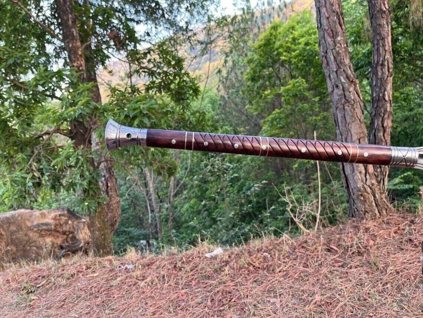 Hand-Forged Medieval Spear – Double-Edged Leaf Blade with Wood Handle & Steel Fittings
