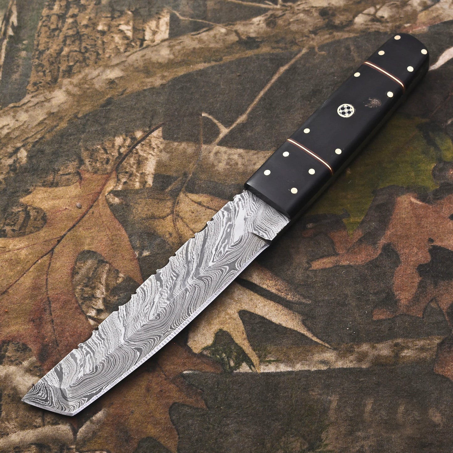 Japanese-Style Damascus Tanto Knife – Black Bull Horn Handle with Leather Sheath