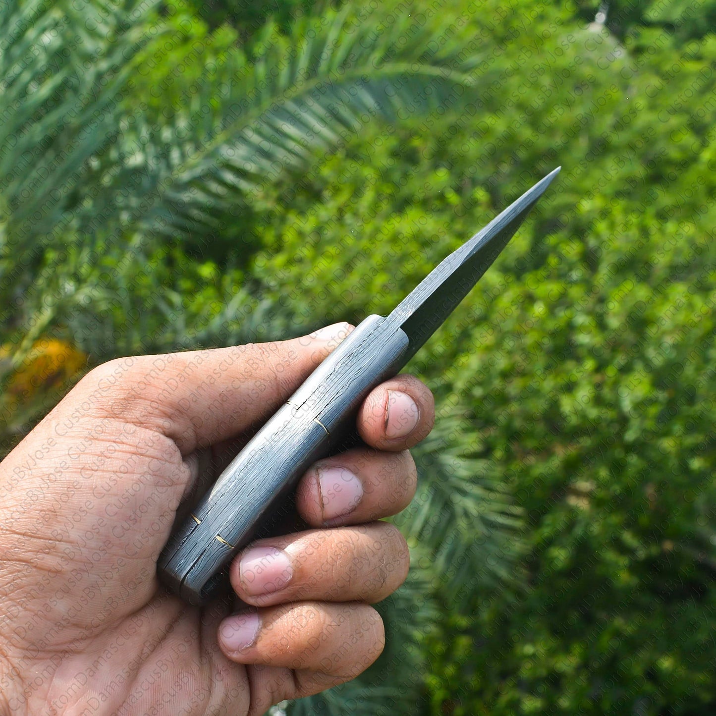 Full-Tang Damascus Steel EDC Knife – Compact Utility Blade with Custom Leather Sheath