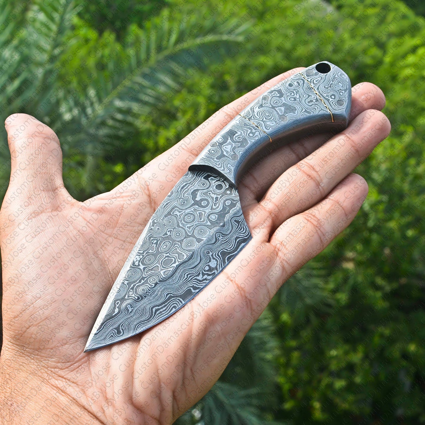 Full-Tang Damascus Steel EDC Knife – Compact Utility Blade with Custom Leather Sheath