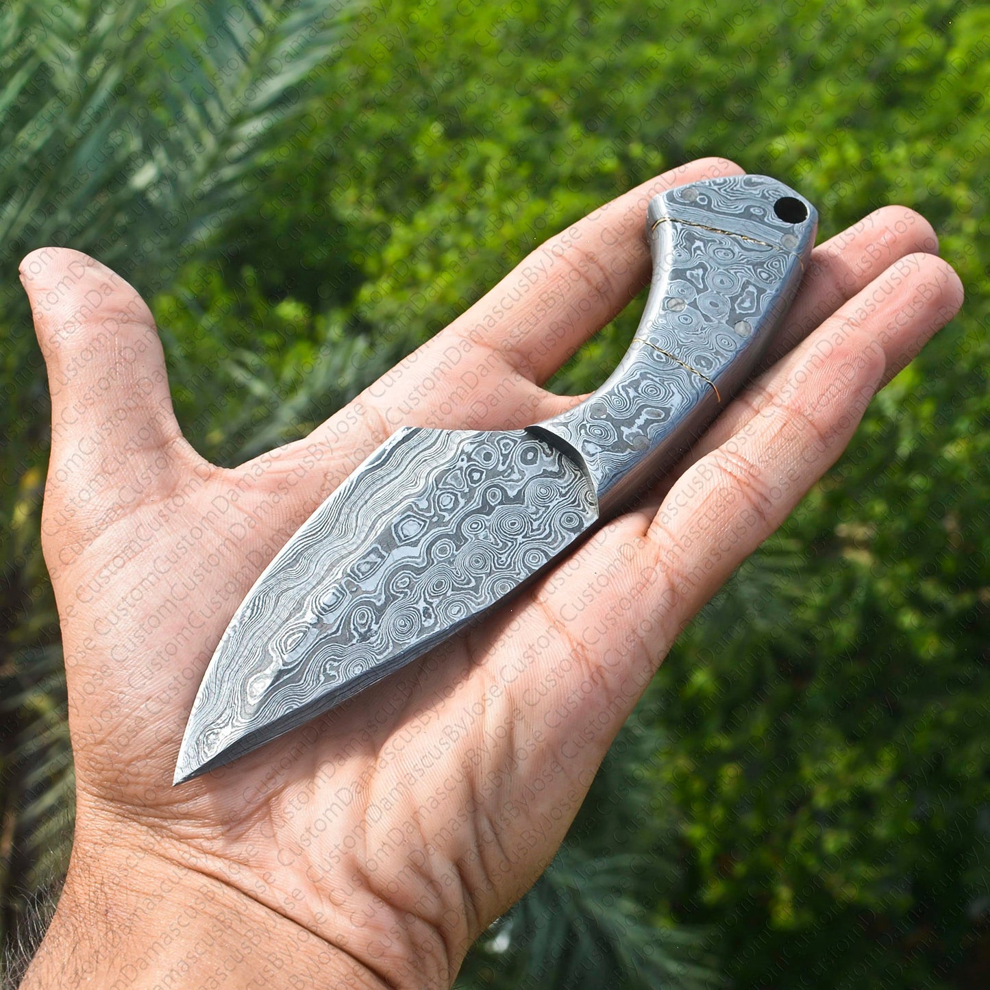 Full-Tang Damascus Steel EDC Knife – Compact Utility Blade with Custom Leather Sheath