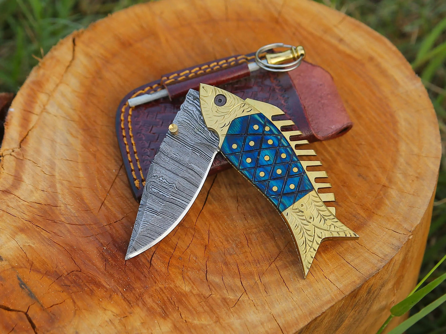 Fish-Shaped Damascus Folding Knife | Unique Collector’s EDC with Leather Case