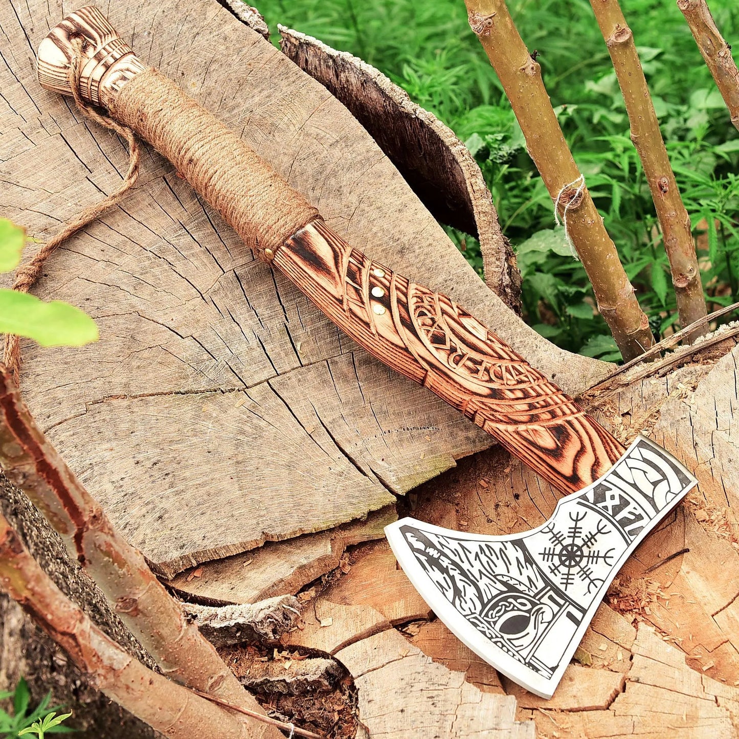 Viking Axe with Engraved Wooden Handle – Hand-Forged Norse Style |
