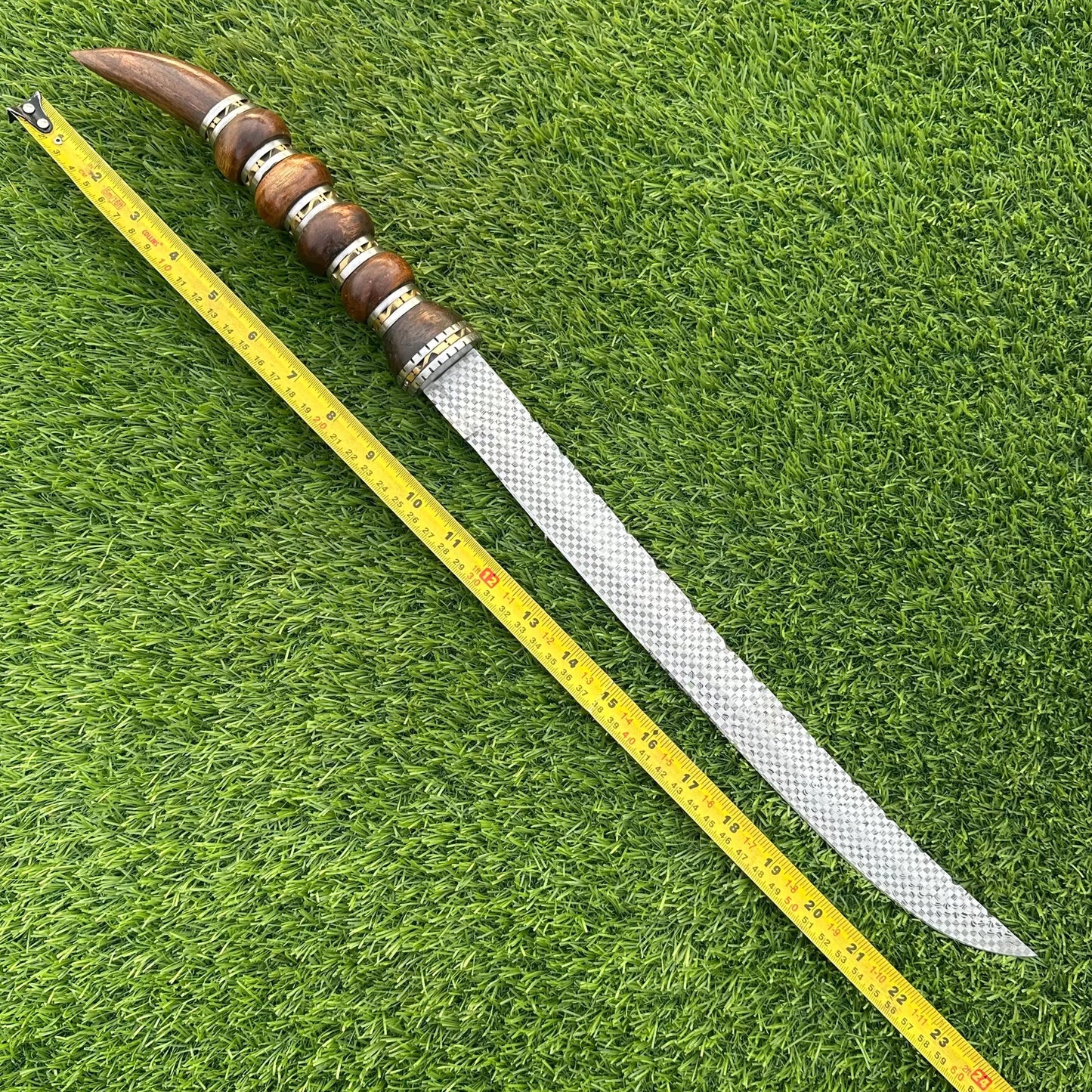 Ethnic Jungle Machete Knife – Textured Steel Blade with Stacked Wood Horn Handle & Leather Sheath