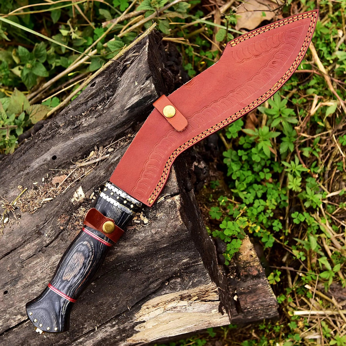 Damascus Steel Kukri Knife – Tactical Curve, Handcrafted with Wood Grip