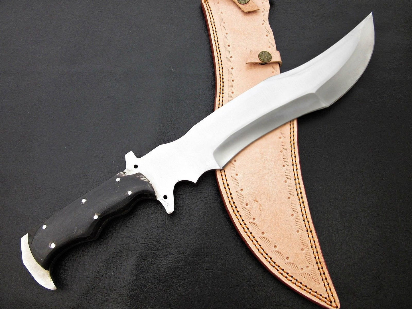 Handmade D2 Steel Bowie Knife – Buffalo Horn Handle | Heavy-Duty Hunting Knife