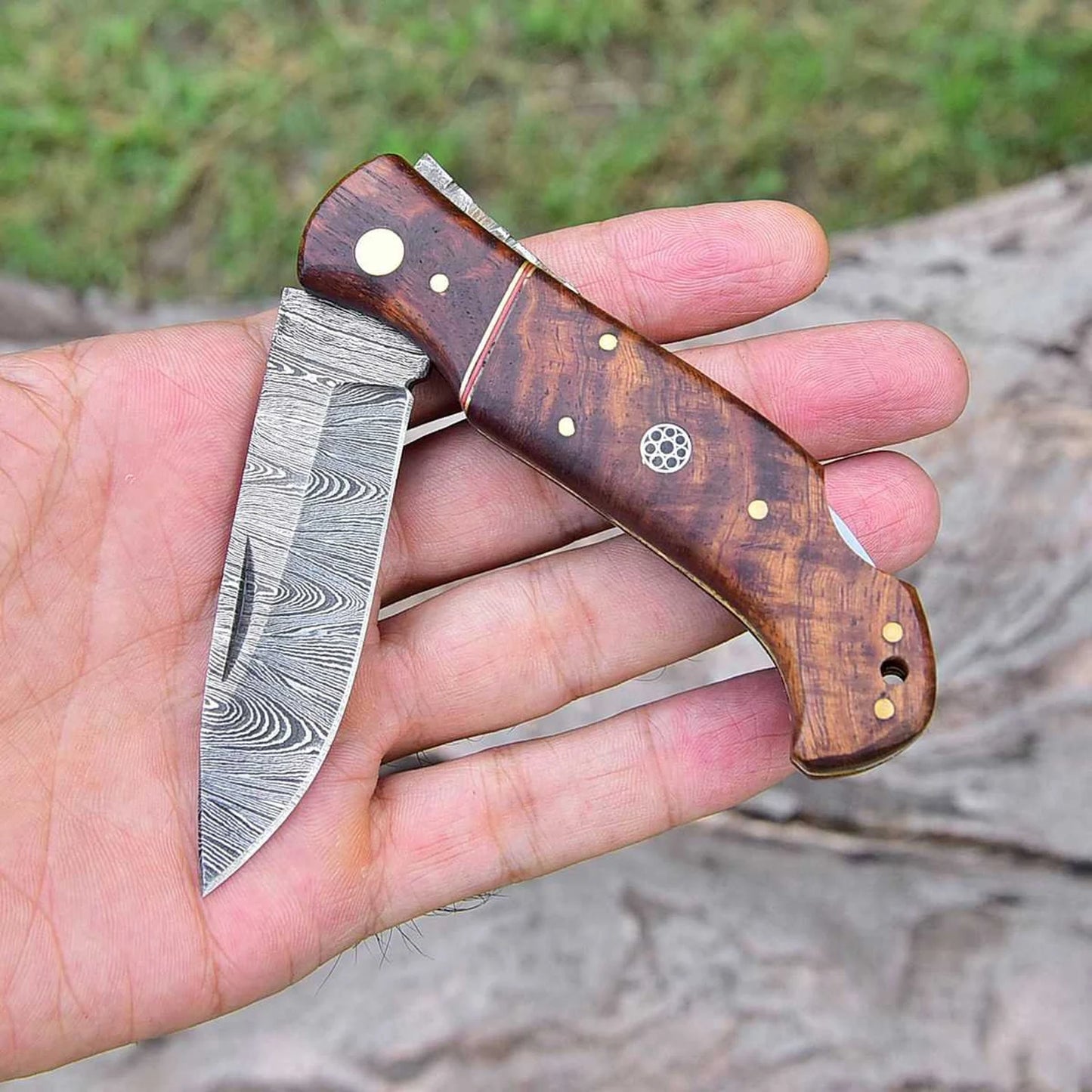 Handmade Damascus Steel Pocket Knife – Folding Blade with Wooden Handle | Everyday Carry Knife
