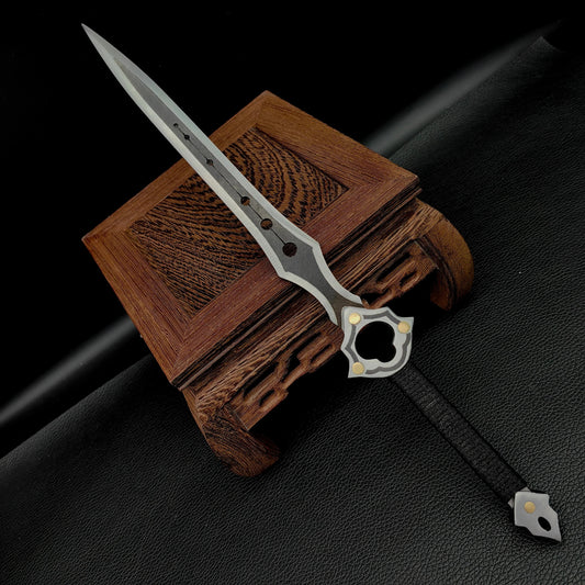 Infinity Blade Fantasy Sword – Futuristic Dagger Sword with Tactical Grip & Dual-Tone Finish