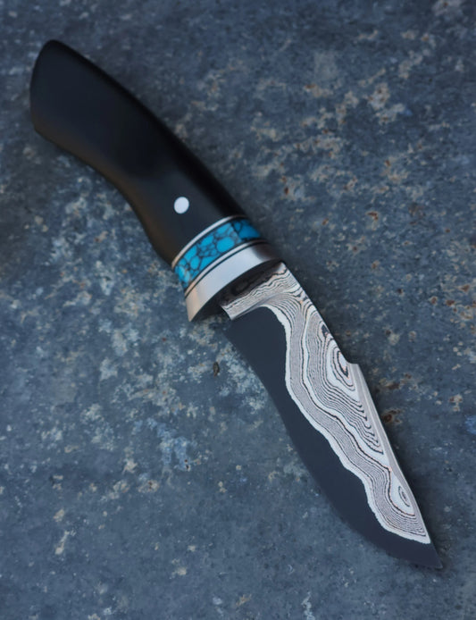 Custom Damascus Steel Knife – Handmade Fixed Blade with Turquoise Accent | Artisan Hunting & Collector’s Knife